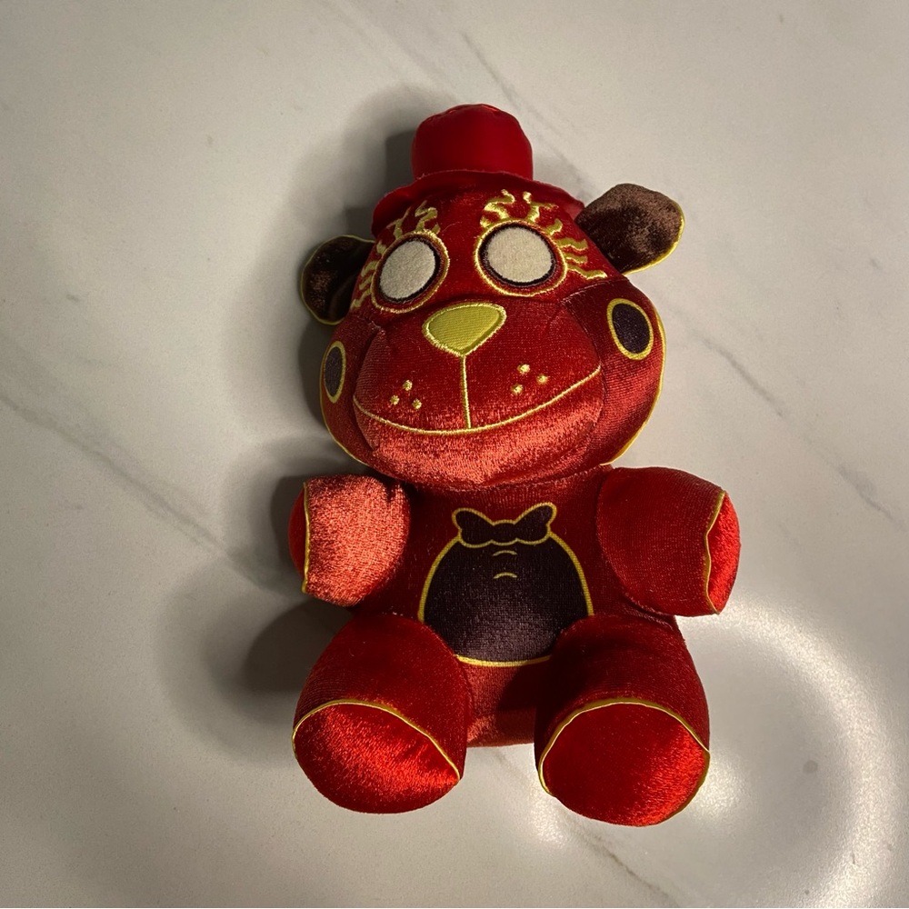 Funko FNAF livewire Freddy Exclusive Plush Five Nights At Freddy’s